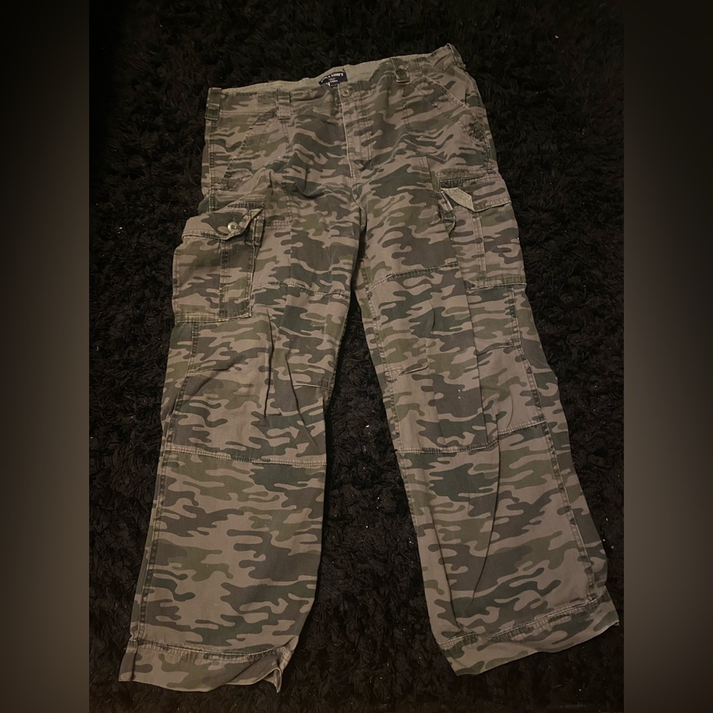 Vintage Baggy Camo Cargo Pants